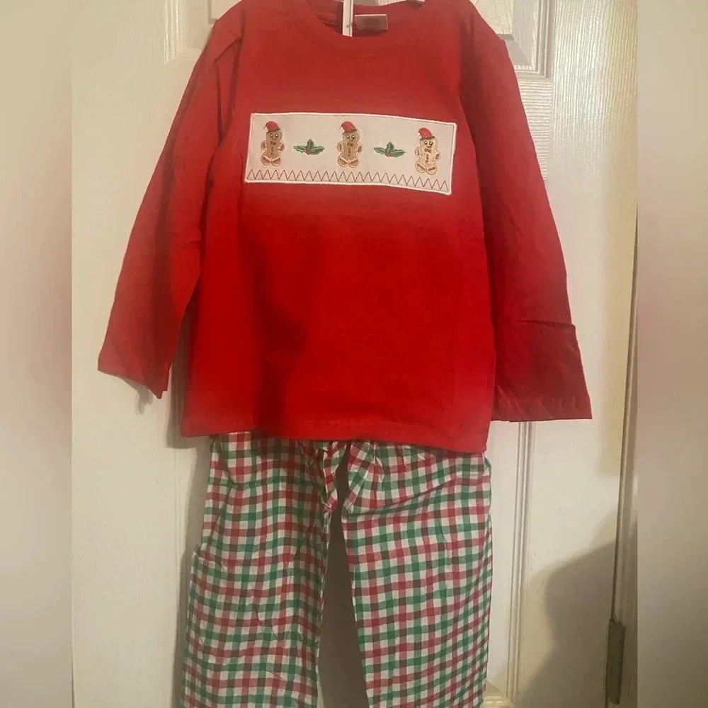 NWT Gingerbread Men Holiday Outfit